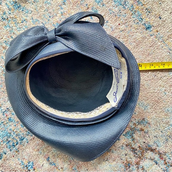 Jack McConnell New York Red Feather “One of a Kind” Navy Straw Hat - Picture 9 of 12